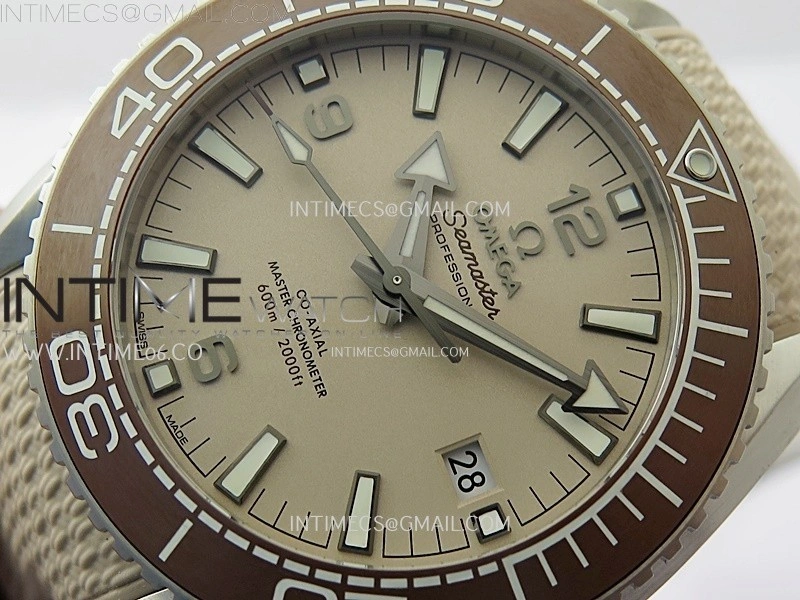 Planet Ocean 600M 43.5mm Bronze Color Ceramic Bezel SS VSF 1:1 Best Edition Sand-Blasted Beige Dial and Rubber Strap A8900